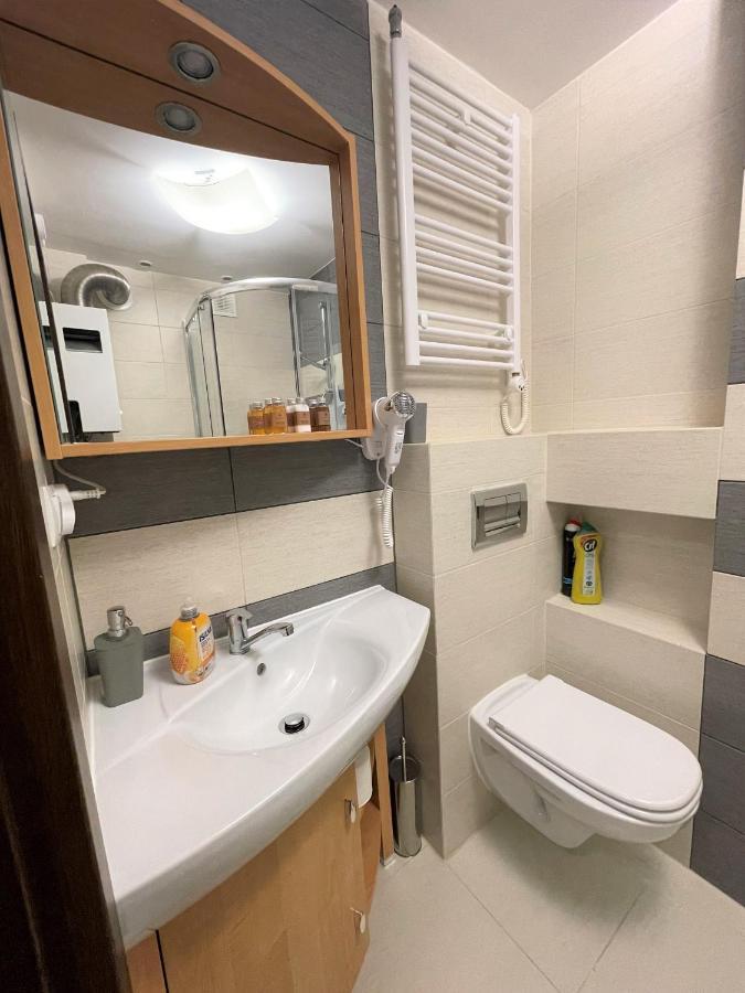 Al-Dom Apartamenty Apartament Zaciszny 코워브제크 외부 사진